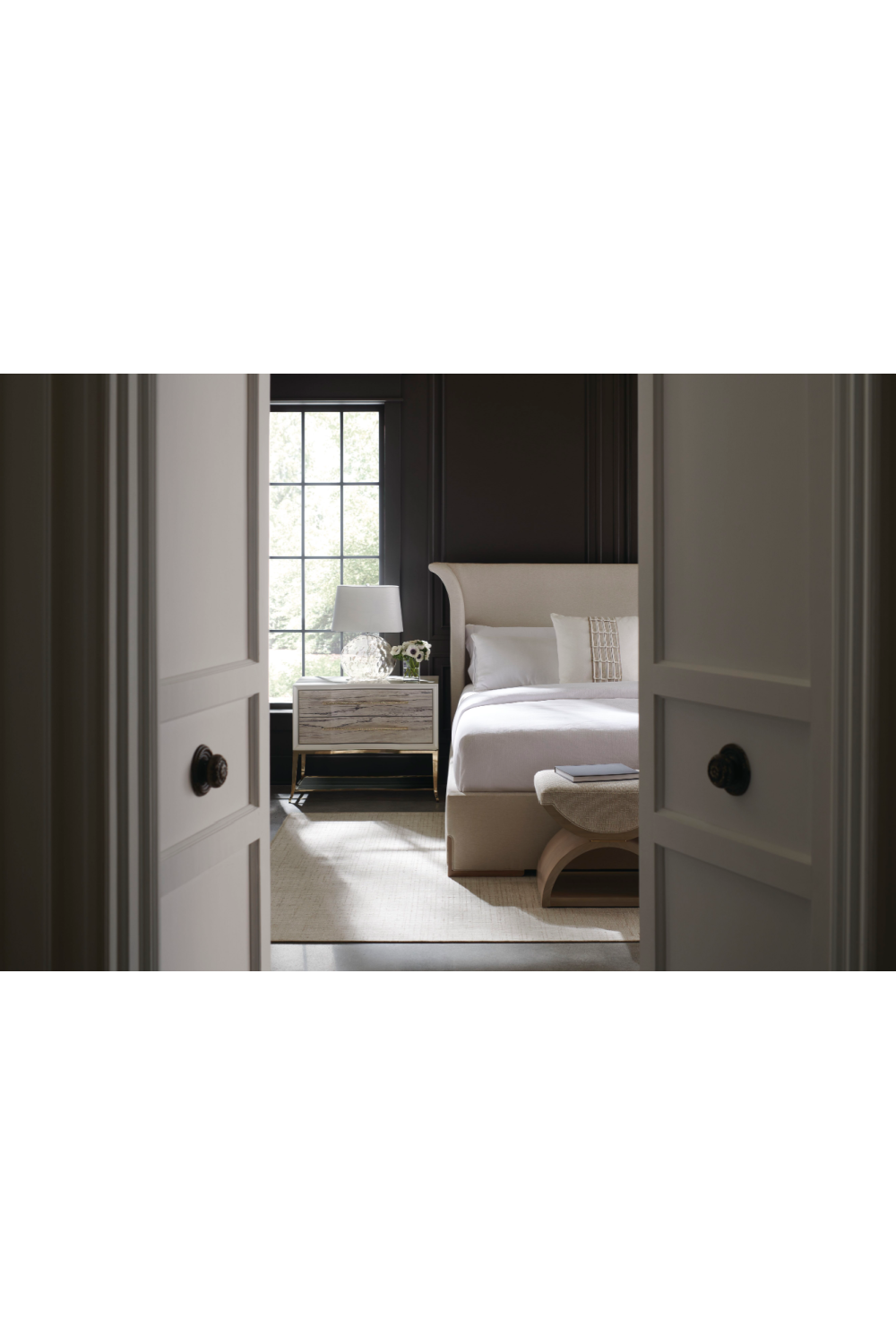   Light Gray Modern Bed | Oroa.com