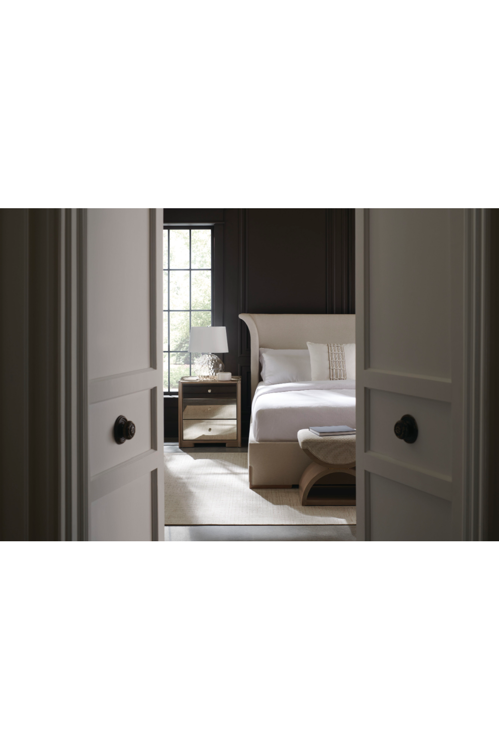   Light Gray Modern Bed | Oroa.com