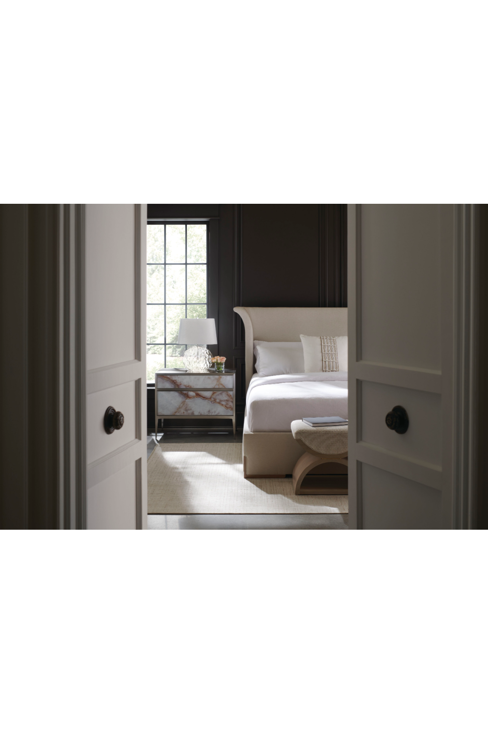  Light Gray Modern Bed | Oroa.com