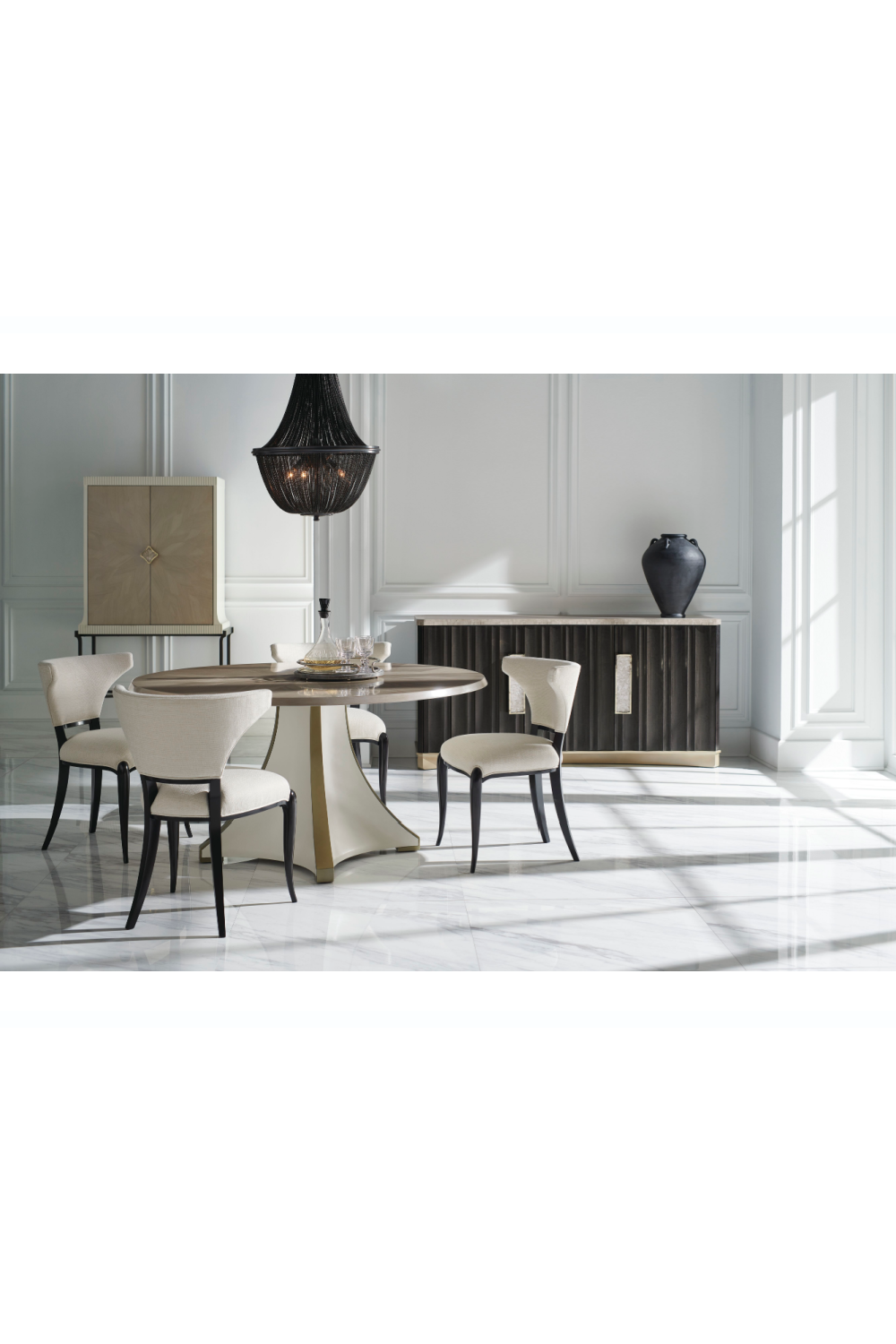  Rosette Motif Dining Table | Oroa.com