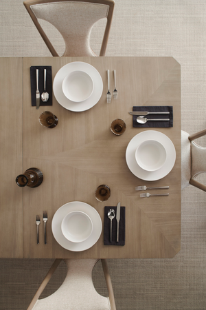   Beige Scandinavian Dining Chair | Oroa.com
