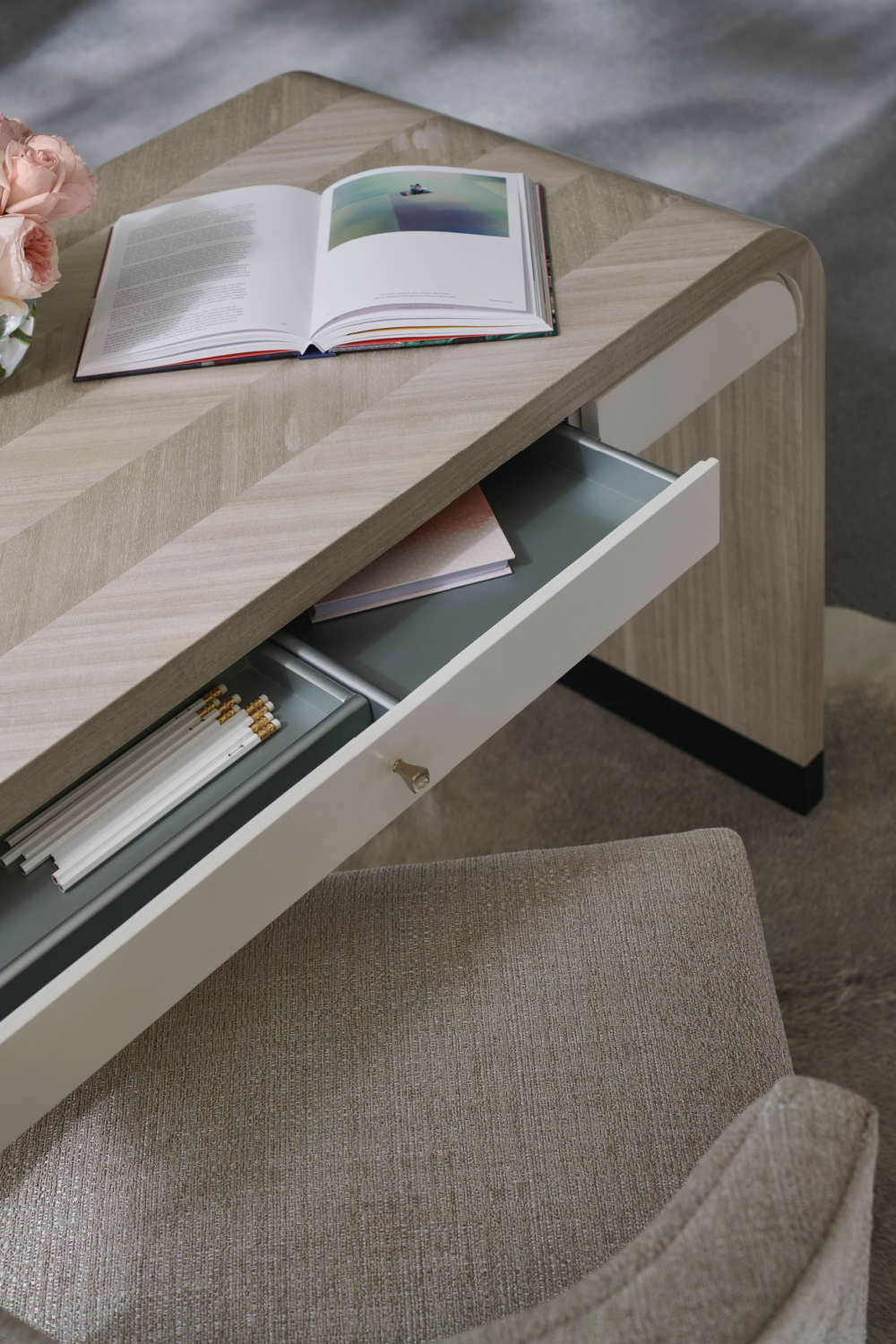   Herringbone Patterned Desk | Oroa.com