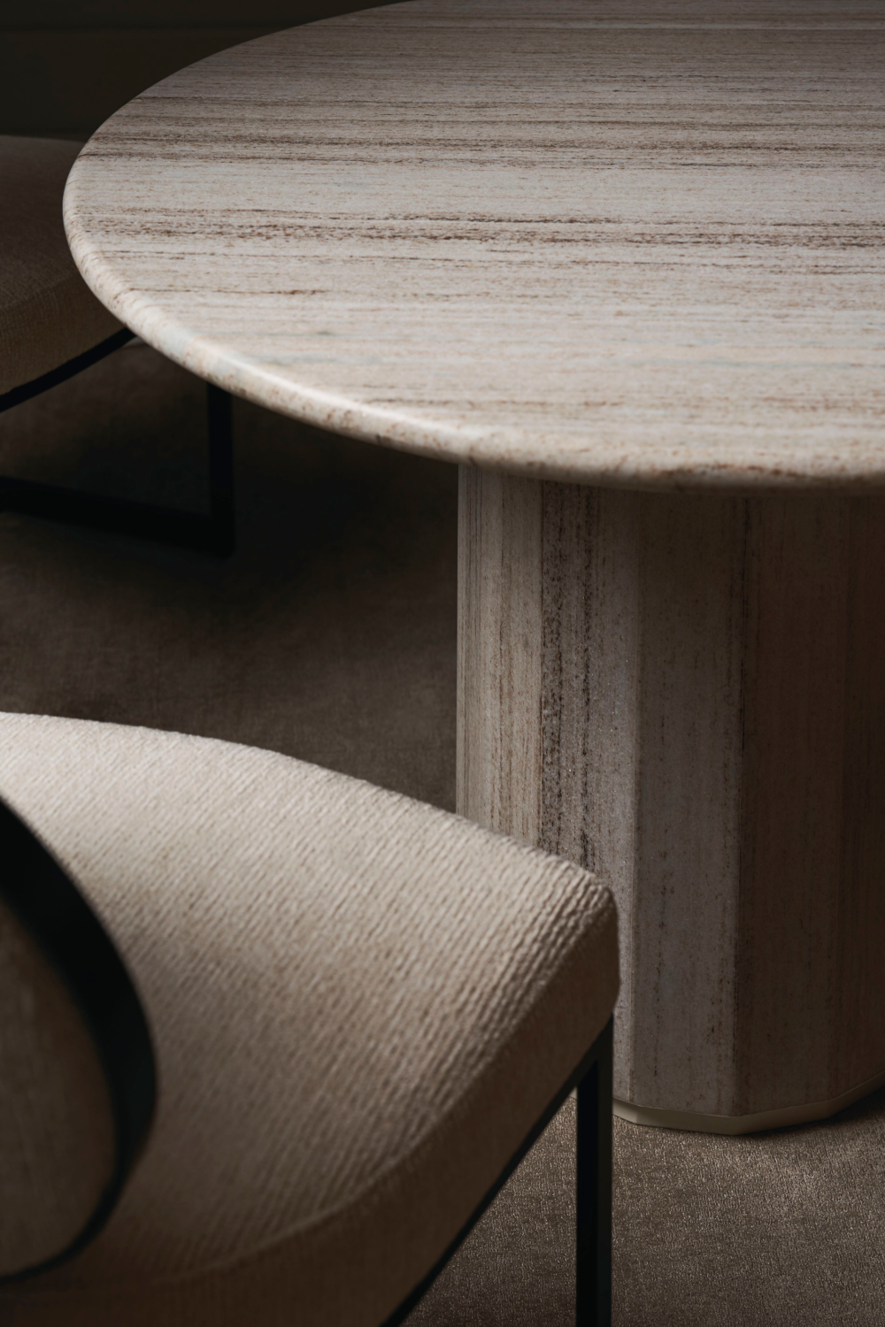   Round-Back Dining Chairs (2) | Oroa.com