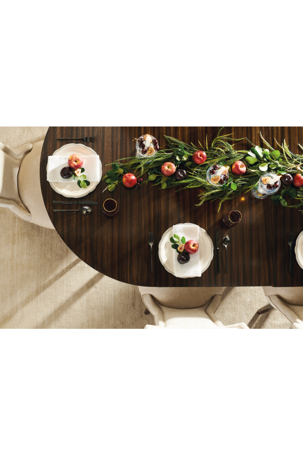   Round Paldao Dining Table | Oroa.com