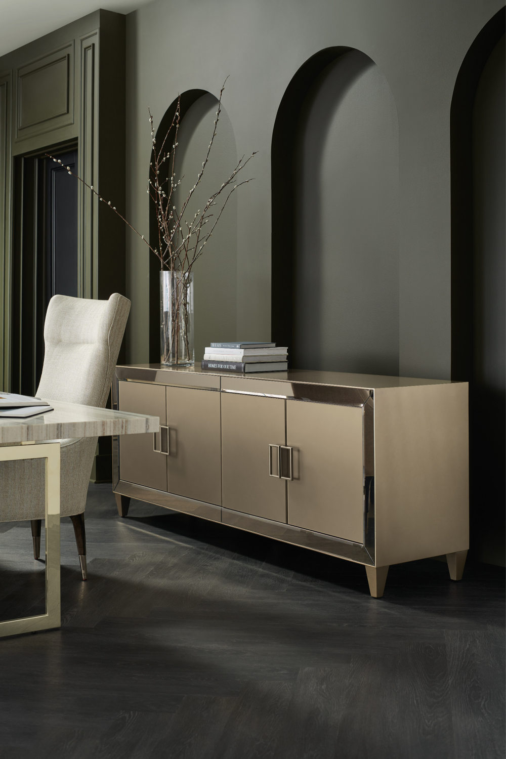   Mirrored Modern Console | Oroa.com