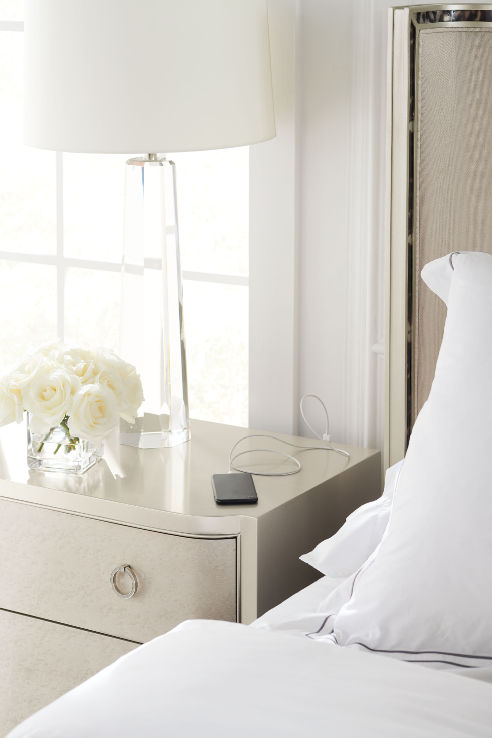   Soft Metallic 2-Drawer Nightstand | Oroa.com