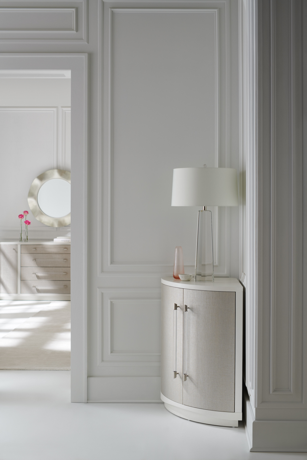   White Modern Dresser | Oroa.com
