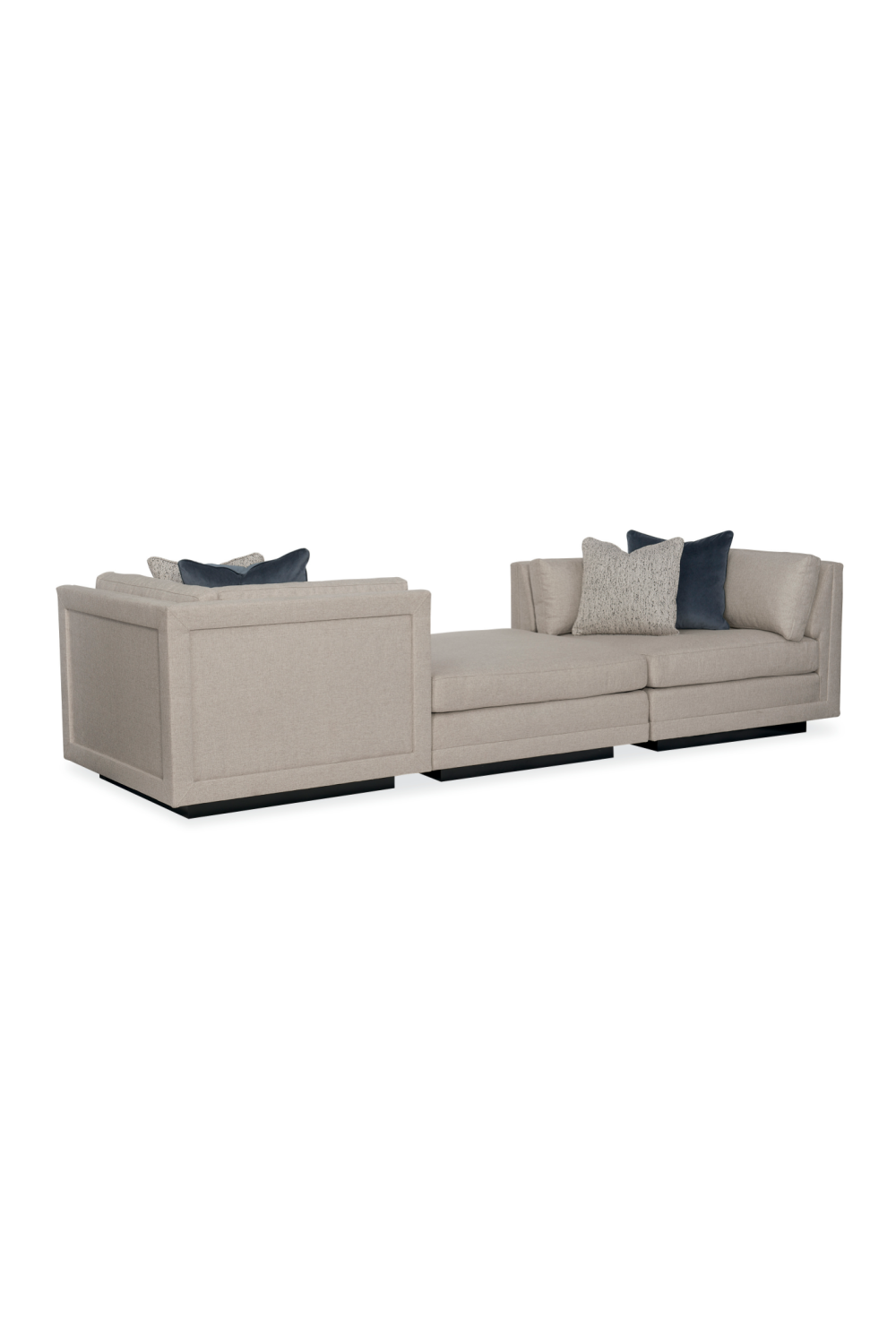   Neutral-Toned Sectional Sofa | Oroa.com