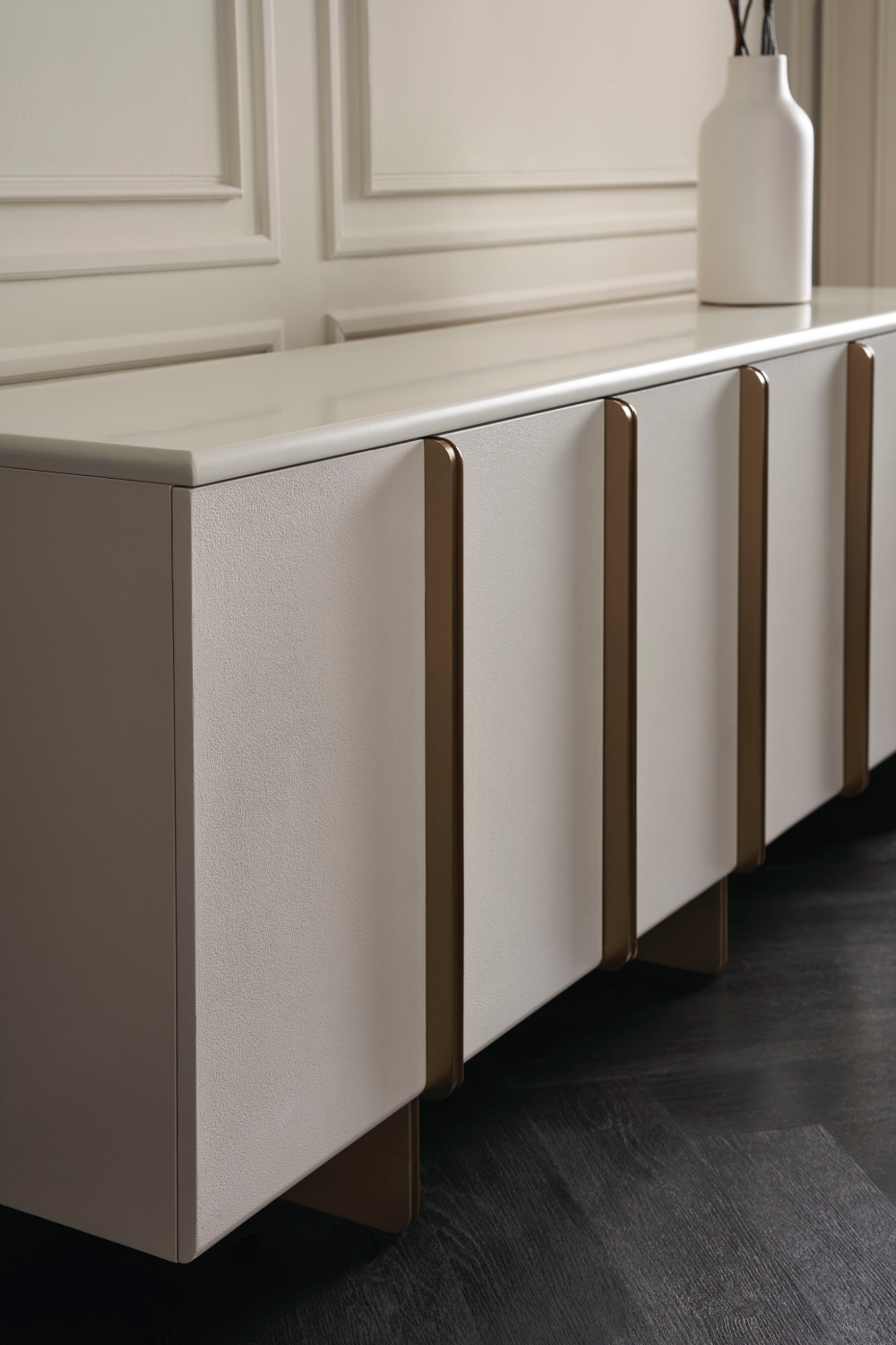   White Modern Credenza | Oroa.com