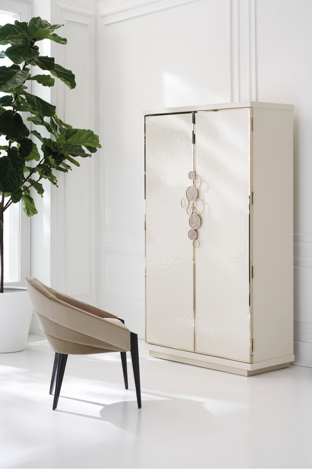   Velvet Modern Accent Chair | Oroa.com