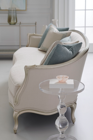   Acrylic Sculpted Side Table | Oroa.com