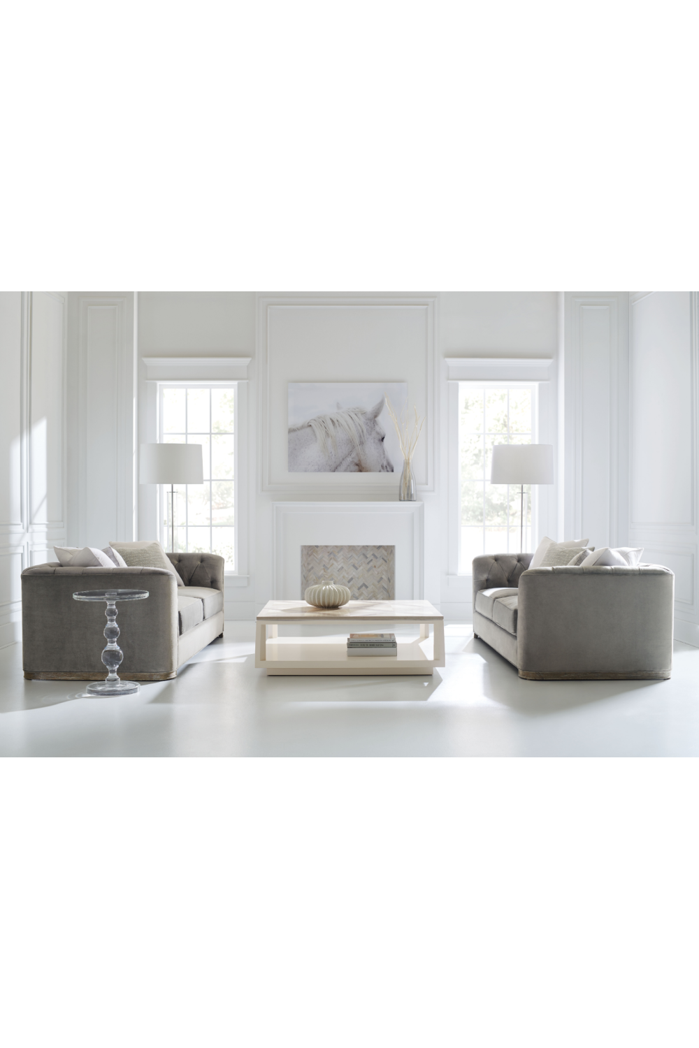   Acrylic Sculpted Side Table | Oroa.com