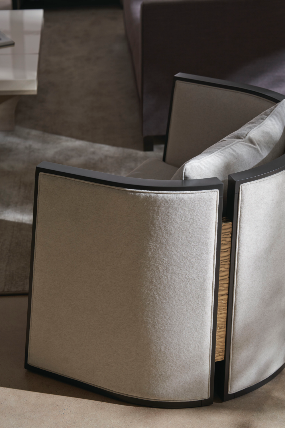   Gray Modern Lounge Chair | Oroa.com