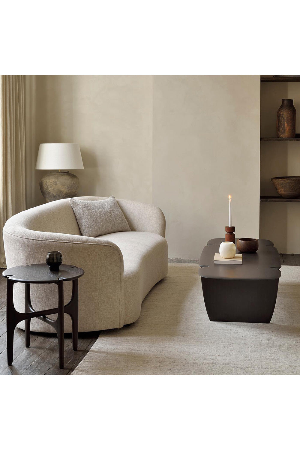   Curved Back 3-Seater Sofa | Oroa.com