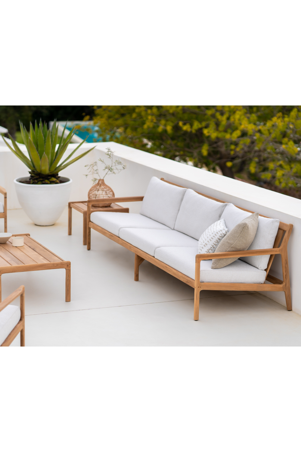   Teak 3+ Seater Outdoor Sofa | Oroa.com