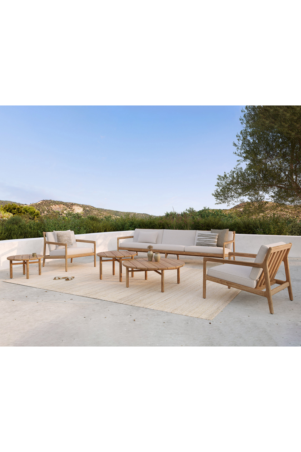   Teak 3+ Seater Outdoor Sofa | Oroa.com