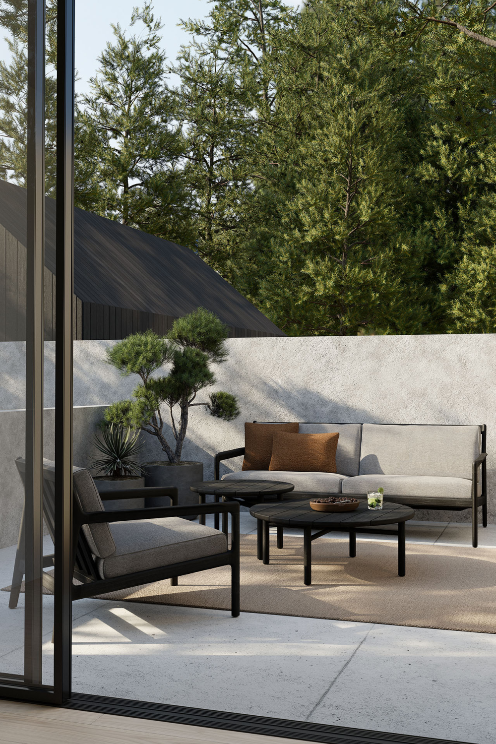   Outdoor Cushioned Sofa | Oroa.com