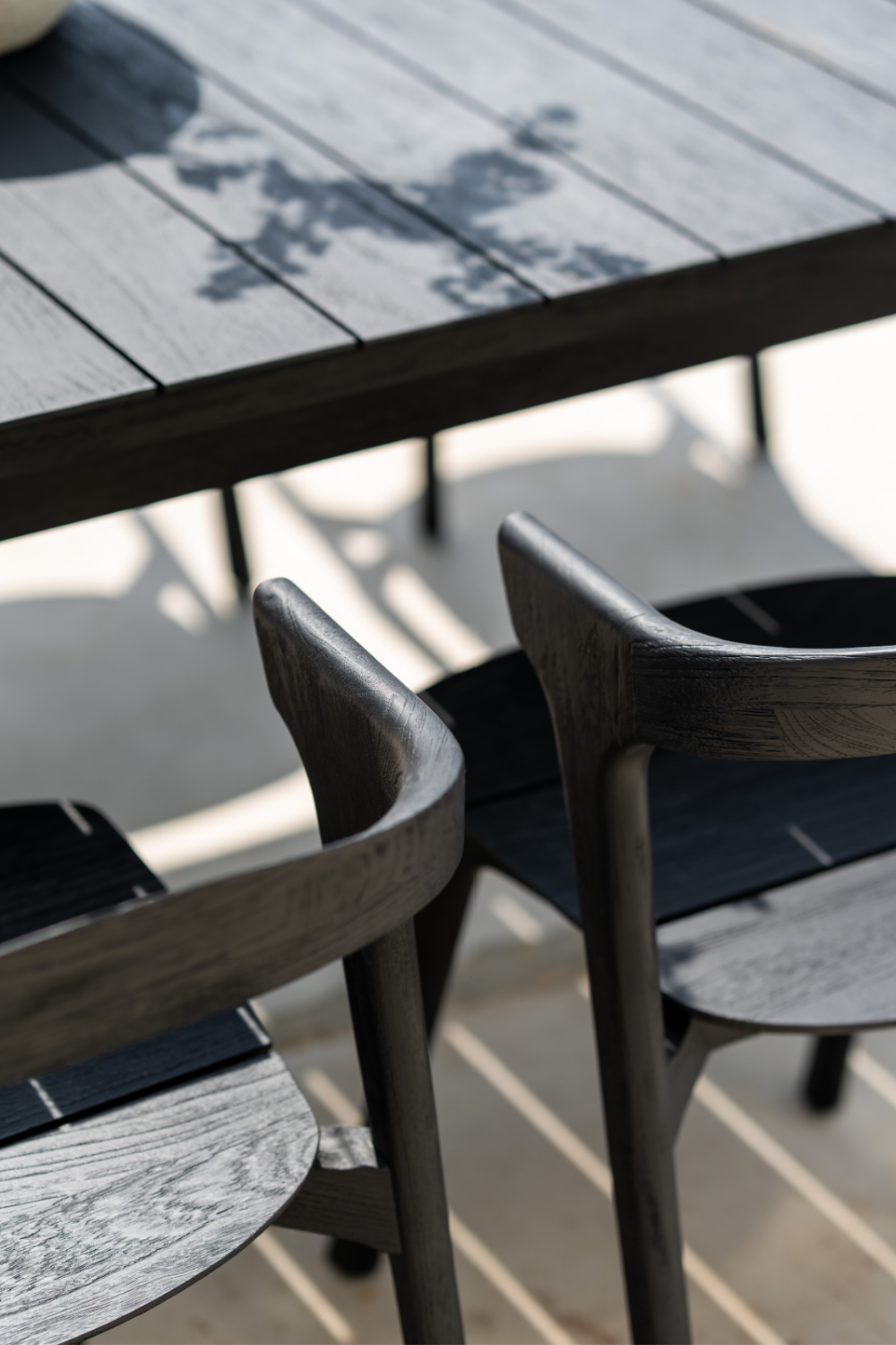   Black Teak Outdoor Dining Chair | Oroa.com