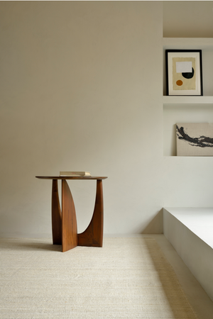   Modern Varnished Side Table | Oroa.com
