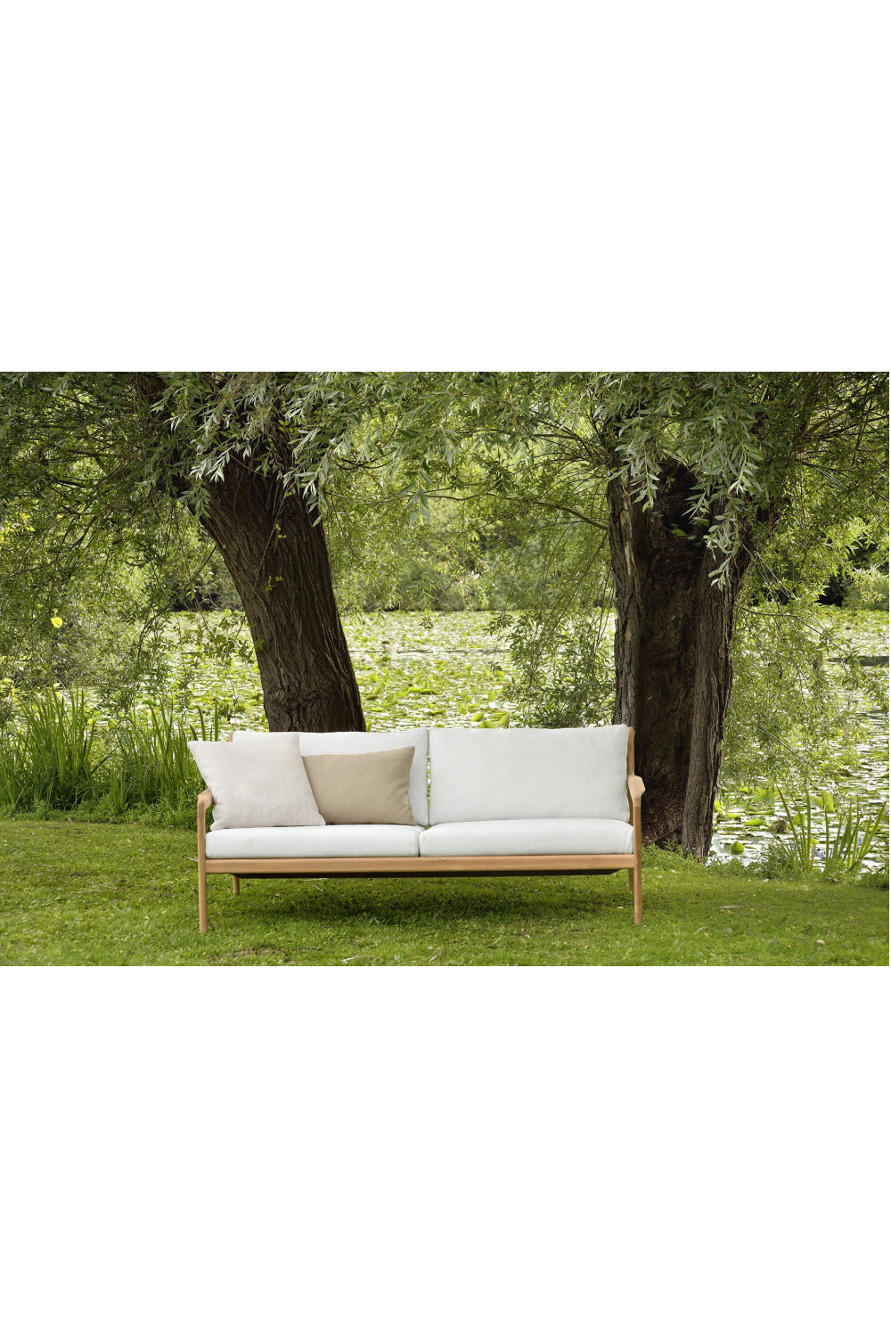   Teak Outdoor 2-Seater Sofa | Oroa.com