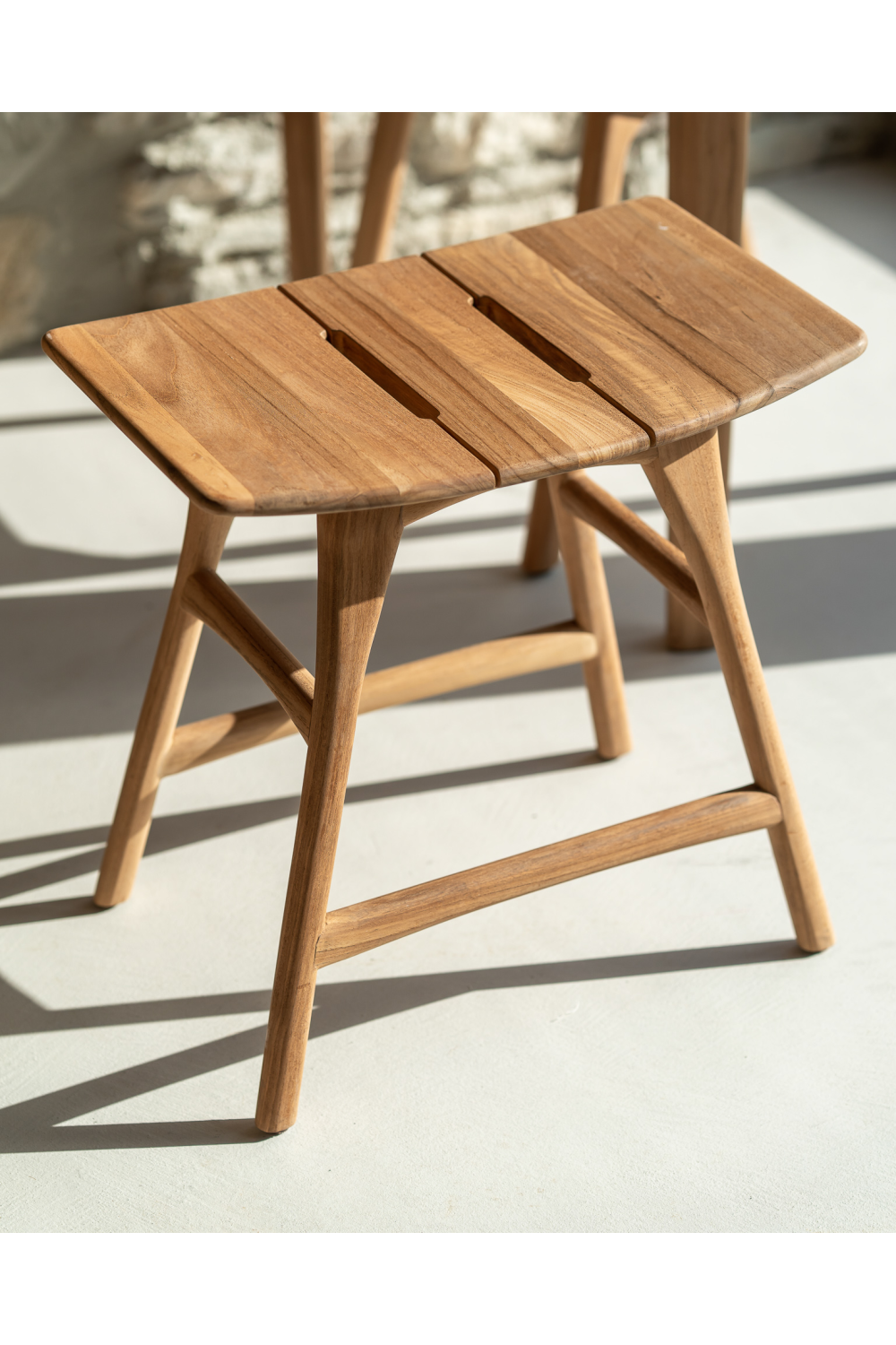   Scandinavian Outdoor Stool | Oroa.com
