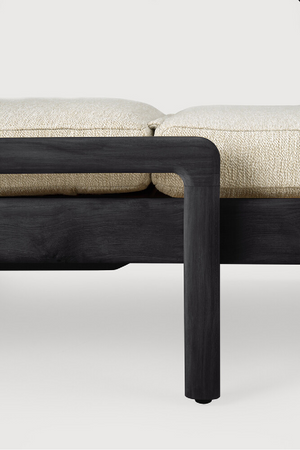   Black-Framed Outdoor Adjustable Lounger | Oroa.com