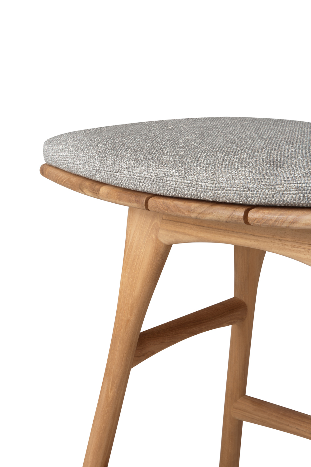   Scandinavian Outdoor Stool | Oroa.com