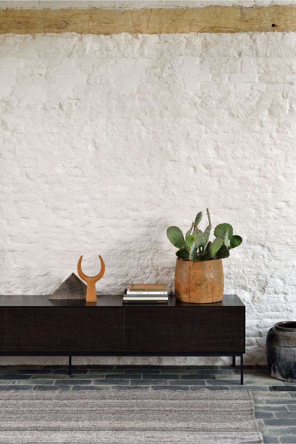   Teak Media Unit | Oroa.com