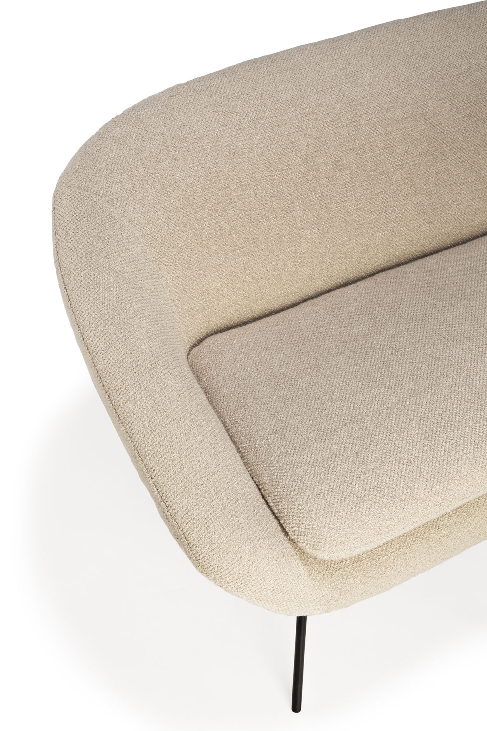   Off-White Vintage Sofa | Oroa.com