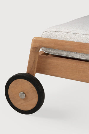   Adjustable Outdoor Lounger Cushion | Oroa.com
