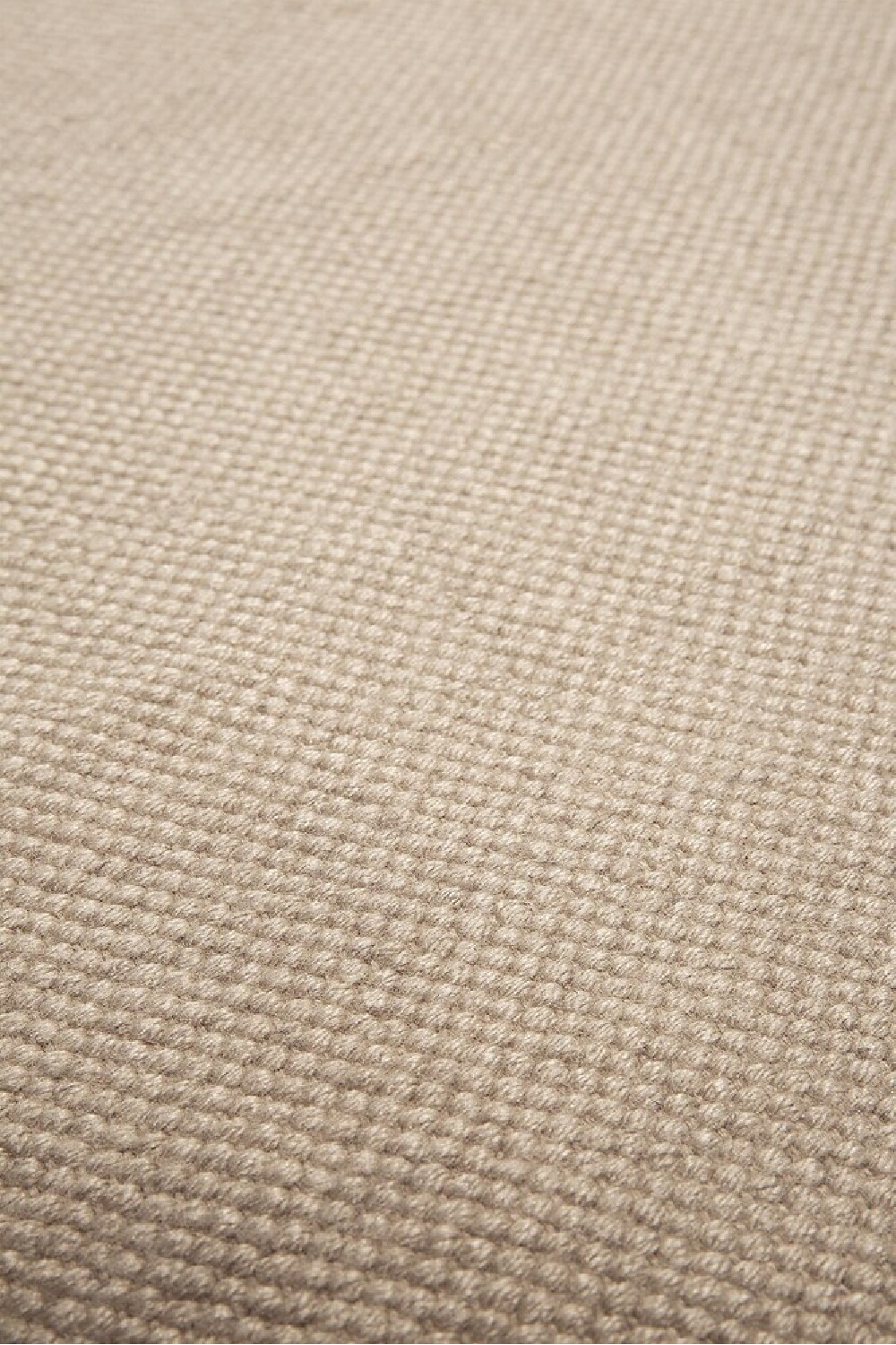   Traditional Brown Flat-Weaved Indoor/Outdoor Rug | Oroa.com