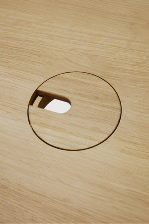   Oak Adjustable Desk M | Oroa.com
