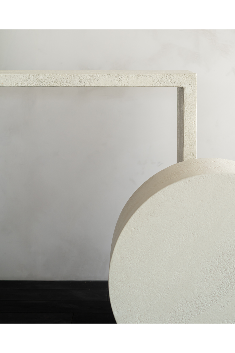   Round Off-White Coffee Table | Oroa.com