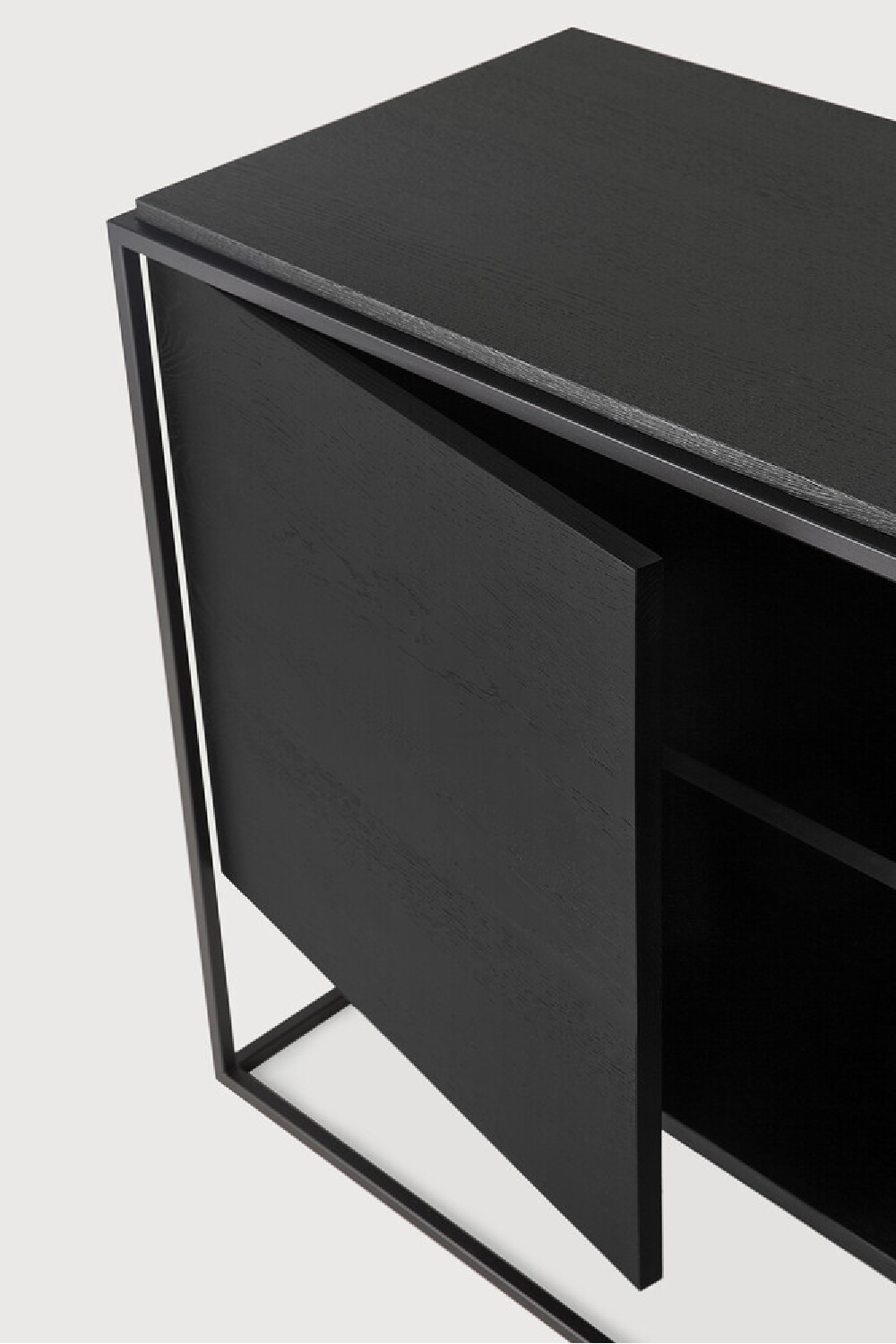   2-Door Wooden Black Oak Sideboard | Oroa.com