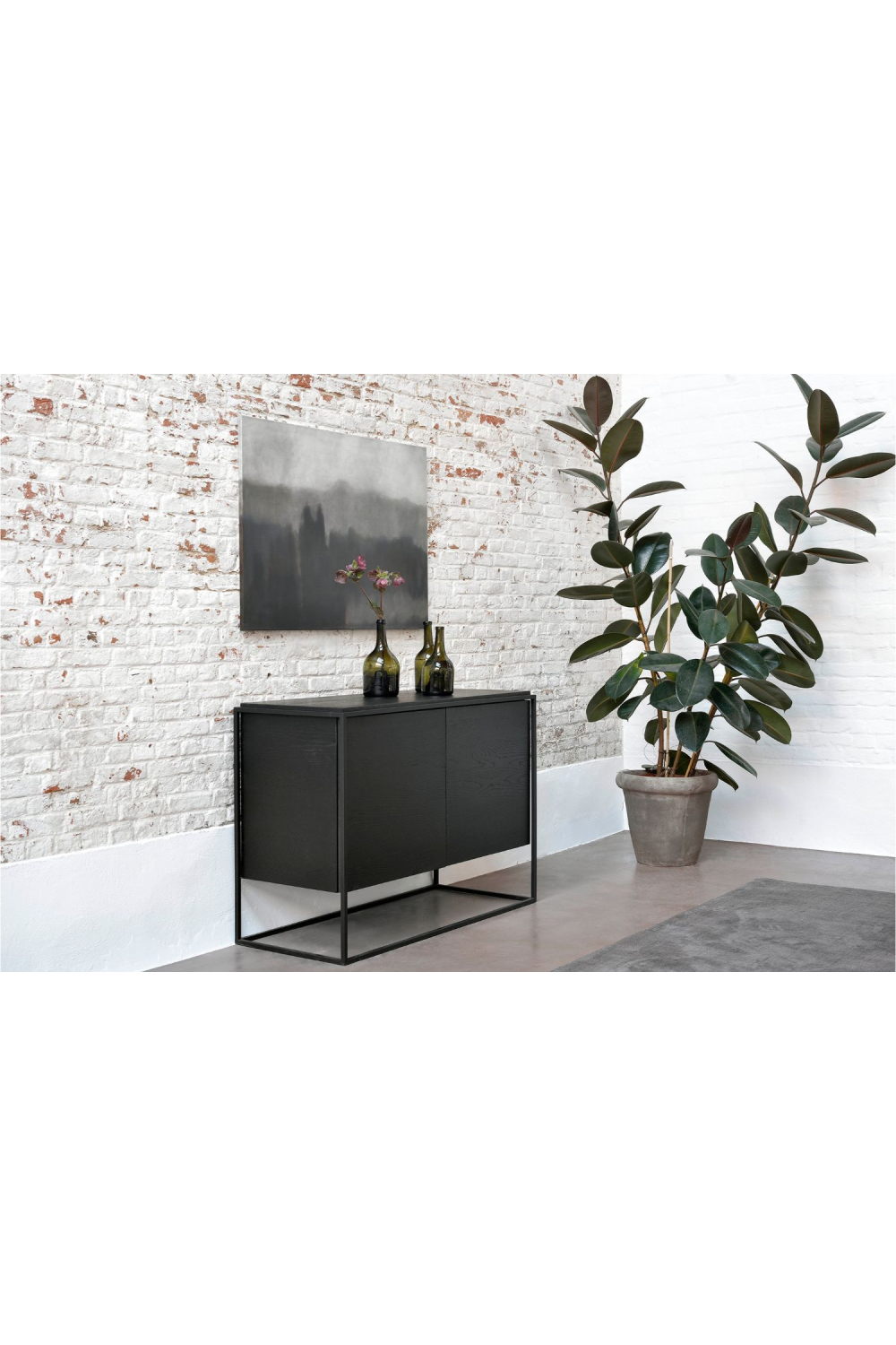   2-Door Wooden Black Oak Sideboard | Oroa.com
