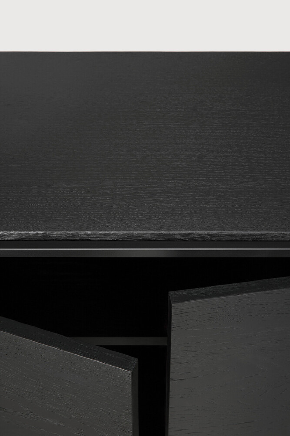   2-Door Wooden Black Oak Sideboard | Oroa.com