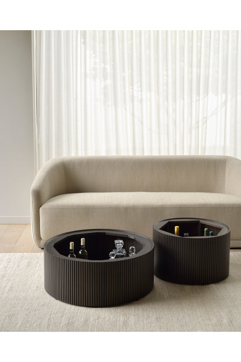   Round Storage Coffee Table | Oroa.com