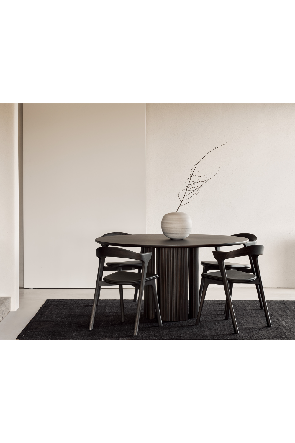   Brown Mahogany Dining Table | Oroa.com