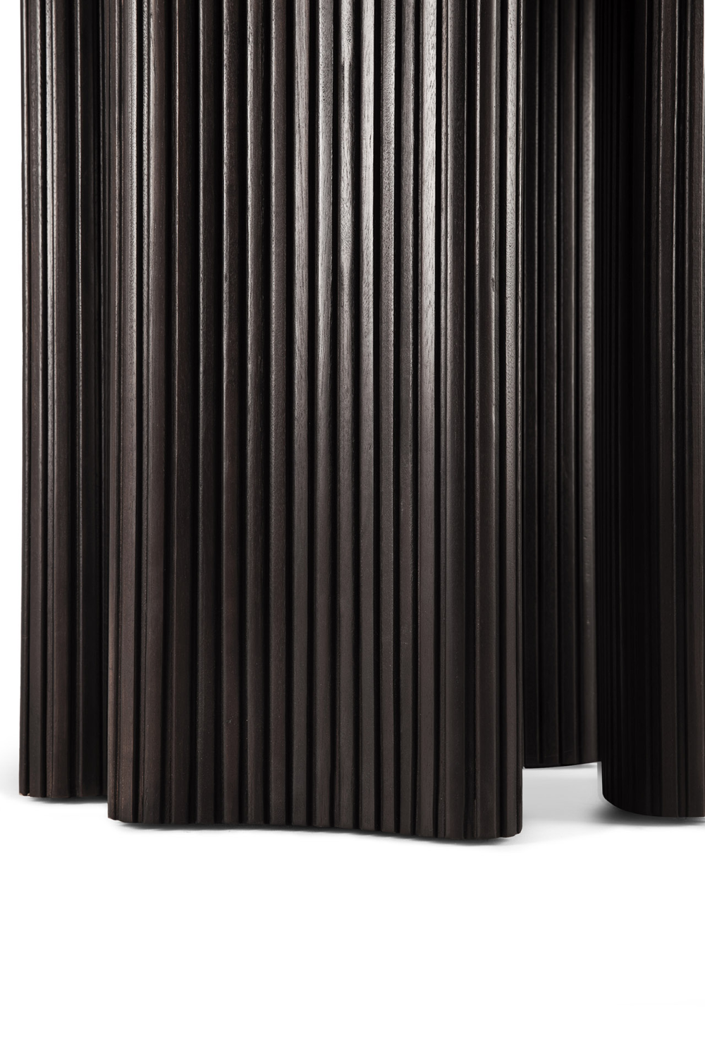   Brown Mahogany Dining Table | Oroa.com