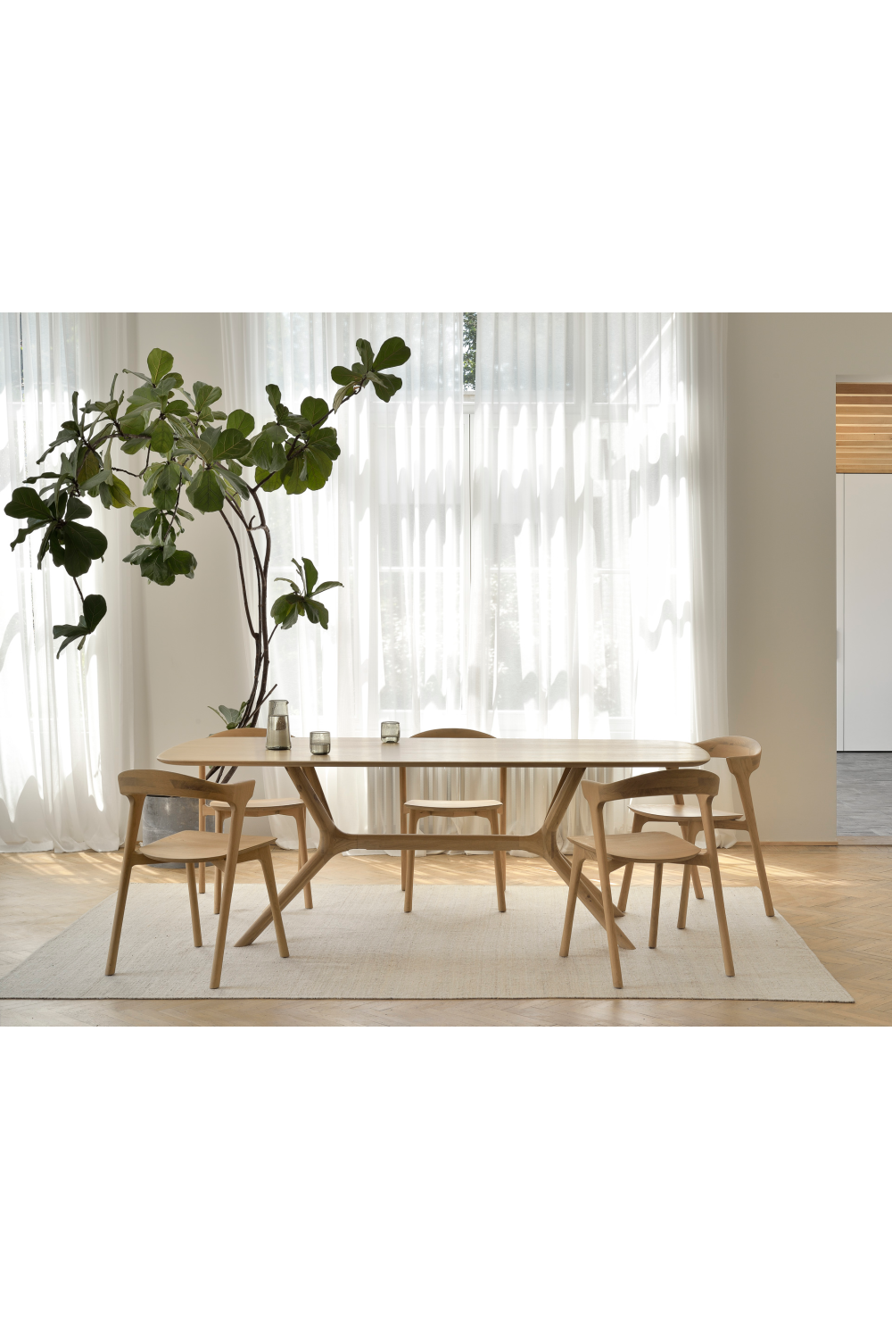   Cross Leg Oak Dining Table | Oroa.com