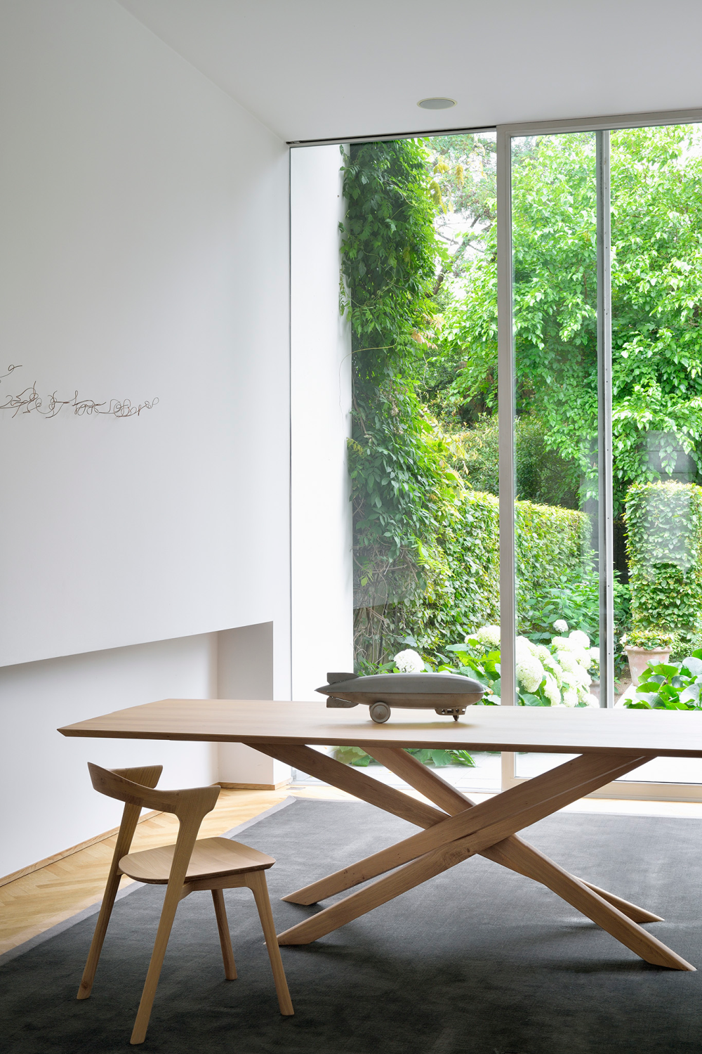   Rectangular Oak Dining Table | Oroa.com