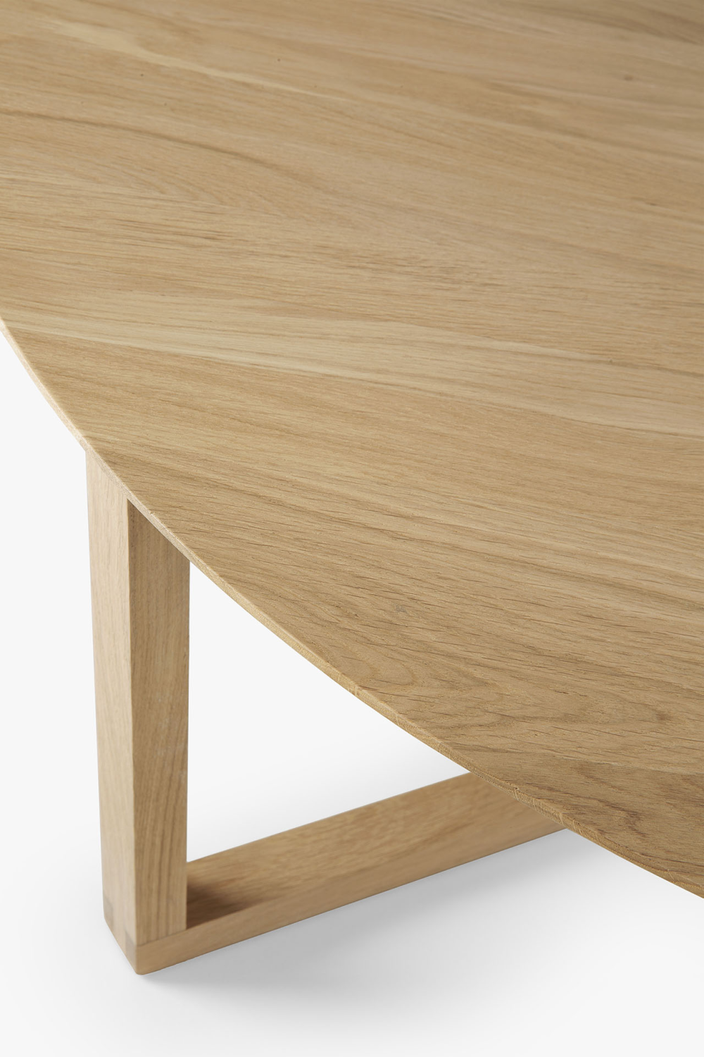   Oak Modern Coffee Table | Oroa.com