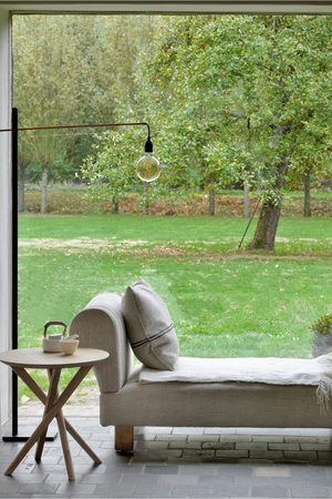   Round Cross Leg Side Table | Oroa.com