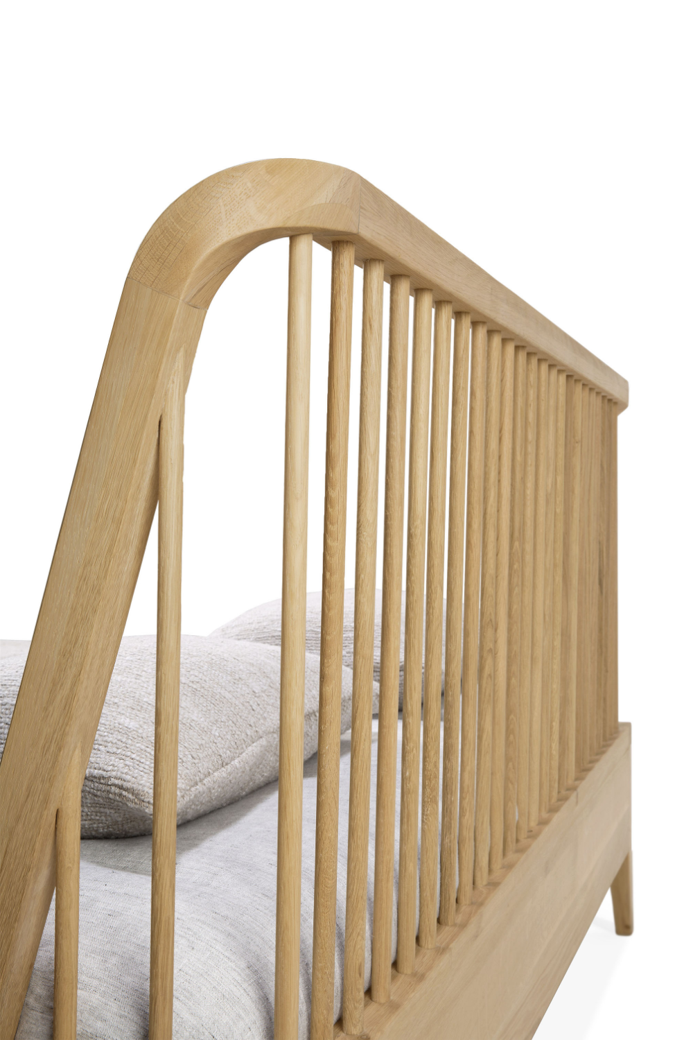   Natural Oak Bed | Oroa.com