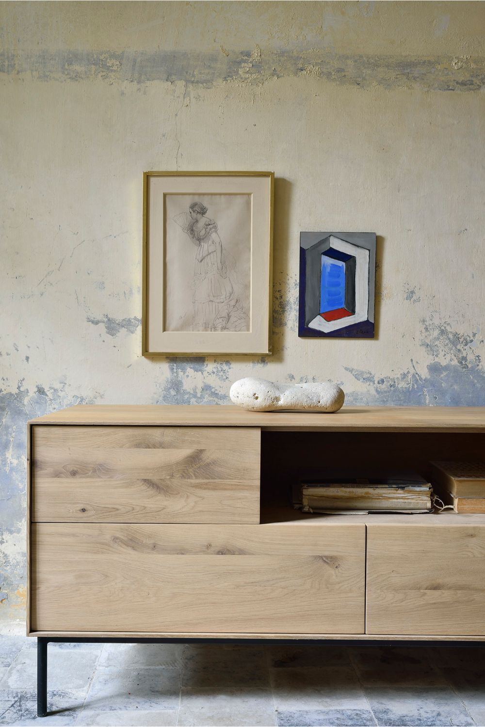   Solid Oak TV Cupboard | Oroa.com
