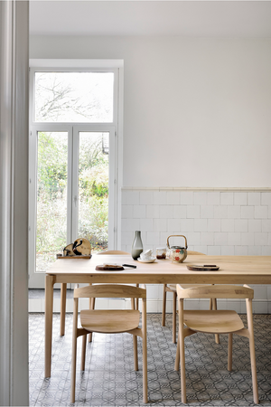   Oak Minimalist Dining Table | Oroa.com