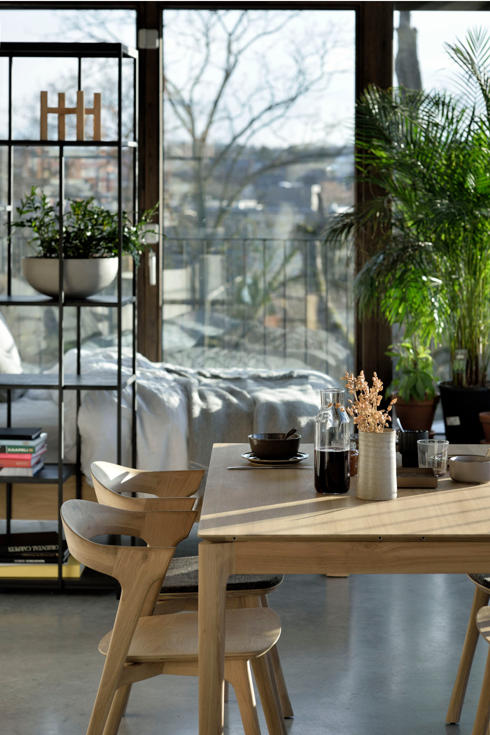   Oak Minimalist Dining Table | Oroa.com