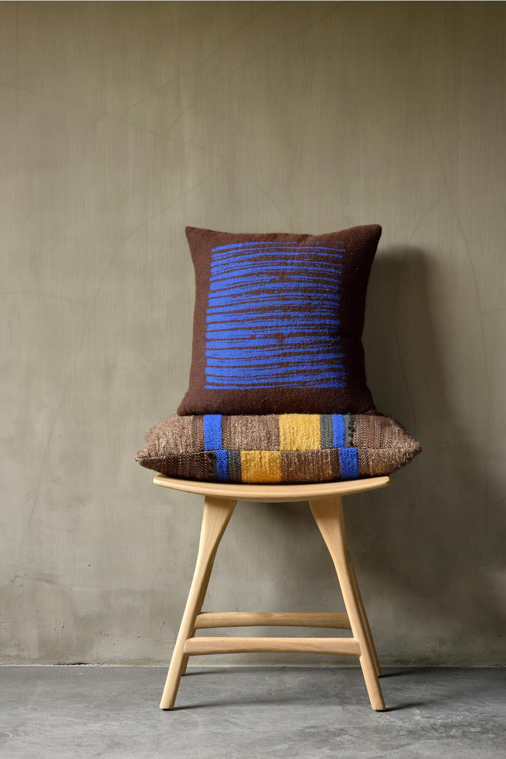   Oak Dining Stool | Oroa.com