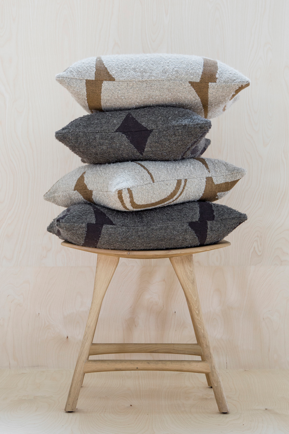   Oak Dining Stool | Oroa.com