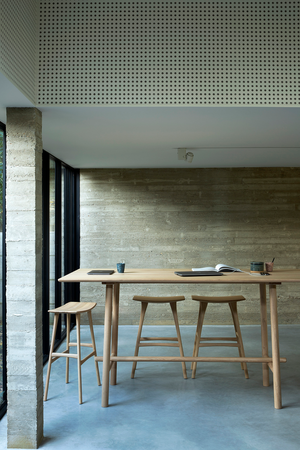   Wooden Backless Barstool | Oroa.com
